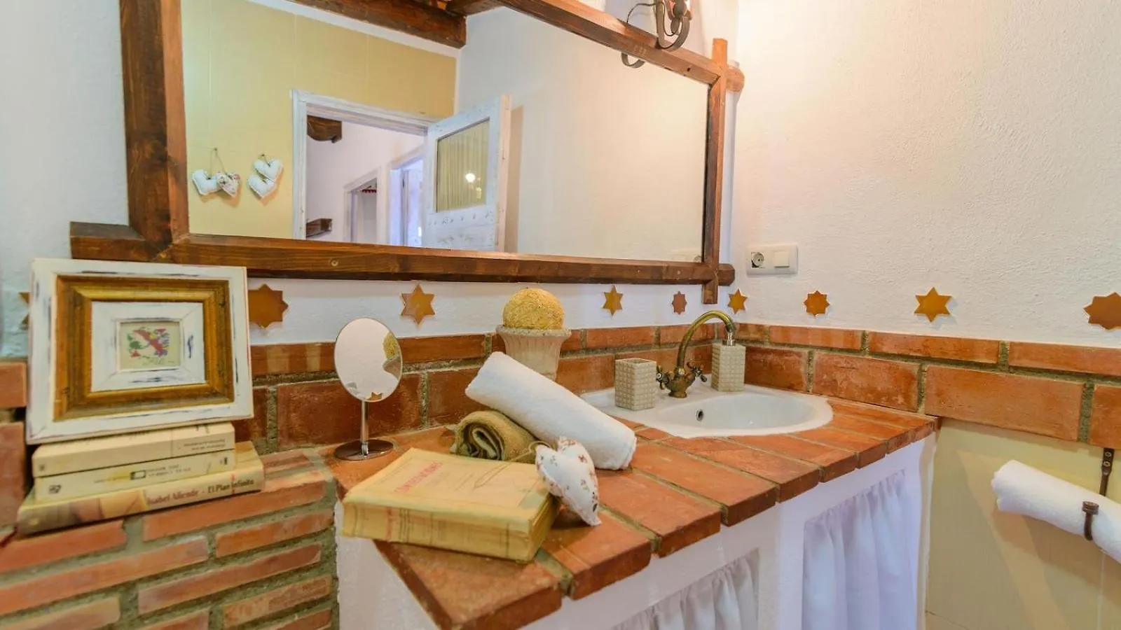 Entreolivos Casa Y Cabana Cijuela By Ruralidays Granada